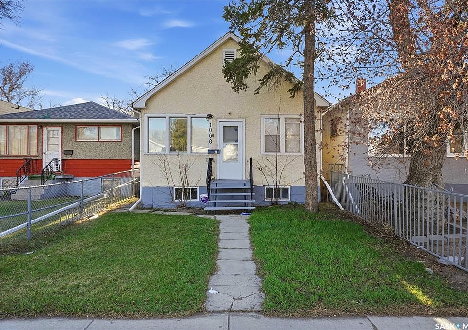 1st image of 1008 Retallack STREET