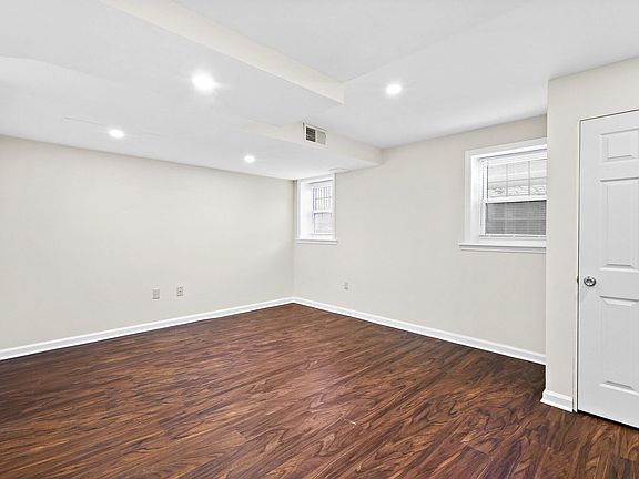 2nd image of 218 E Mason Ave #9