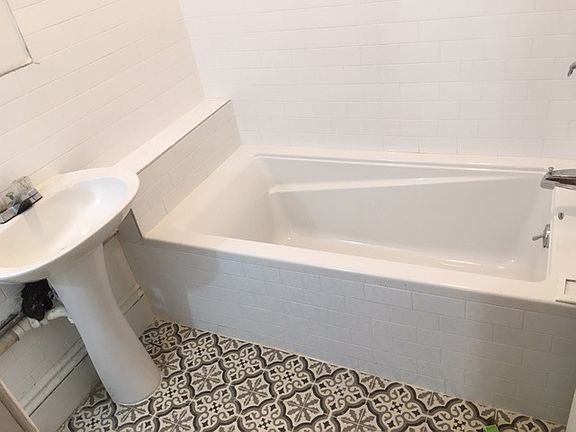 2nd image of 206 Lexington Ave #2_AA