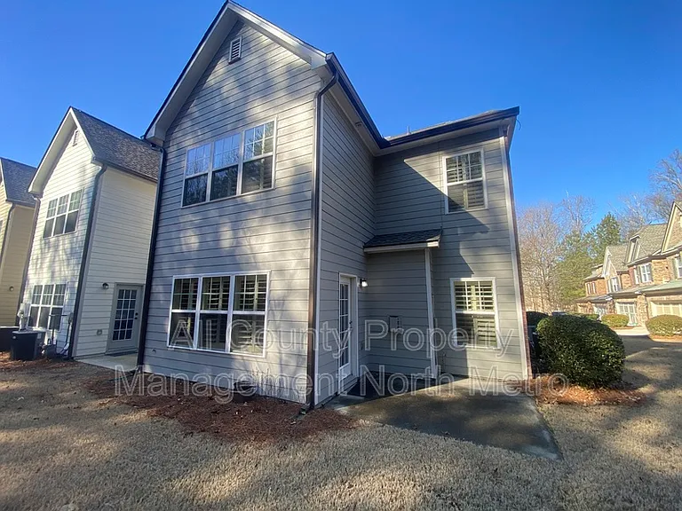 5365 Donehoo Ct — Photo 9
