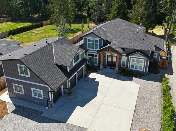 421 Solaz Pl, Sunshine Coast, BC V0N 1V5