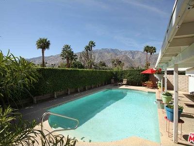 1100 E Via Escuela, Palm Springs, CA, 92262