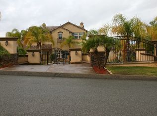 18771 Oak Park Dr, Riverside, CA 92504