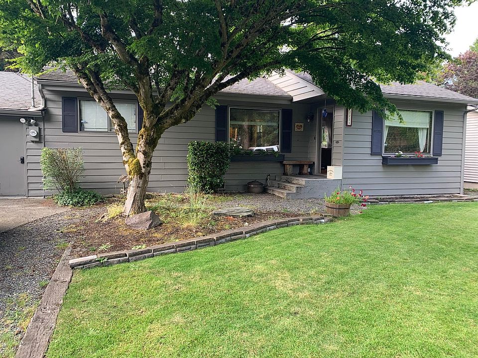 1st image of 12224 NE 73rd St