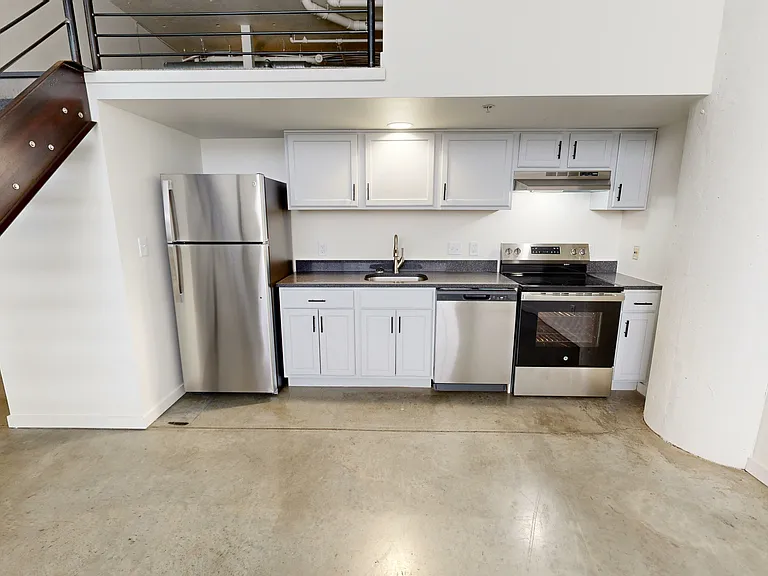 American Can Lofts — Photo 36