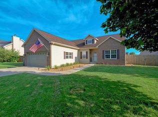 1853 Eagle Dr, Morris, IL 60450