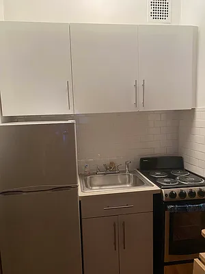 Rented by Sandra Greer Real Estate | media 8