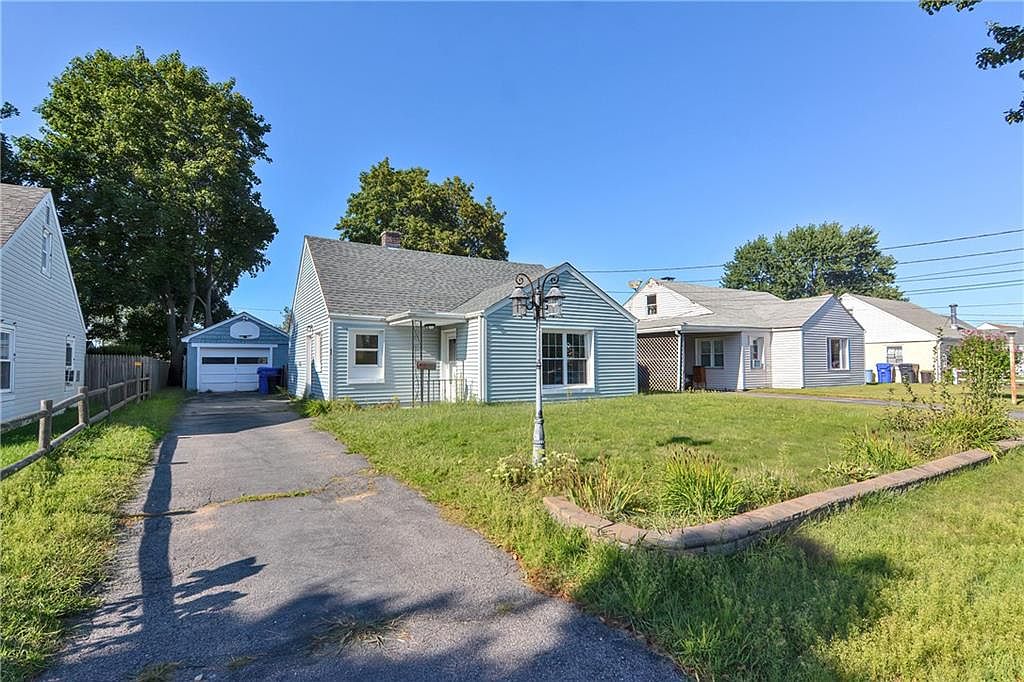 42 Nimitz Rd, Rumford, RI 02916 MLS 1342869 Zillow