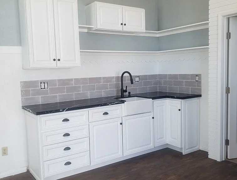 1324 W 35th St #1 — Photo 5