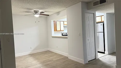 1243 SW 46th Ave #1111 Photo 1