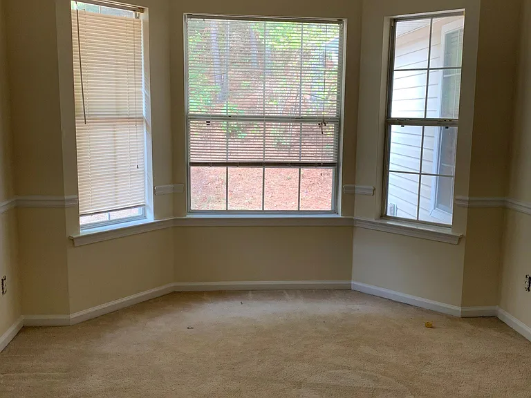 414 Summer Hill Cir — Photo 4