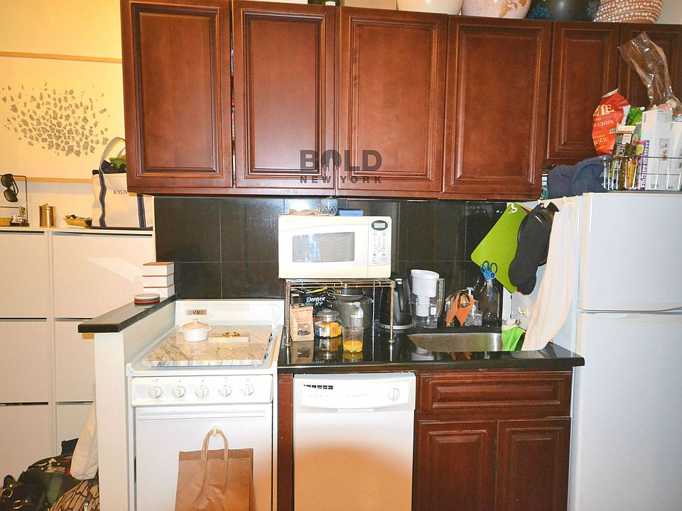 1st image of 55 E Houston St APT 2E