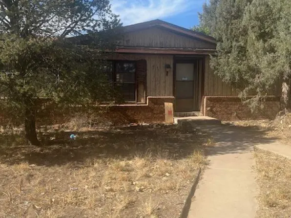 6121 N Lobo Ct, Hobbs, NM 88242