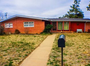 902 Pine St, Borger, TX 79007