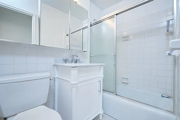 Rented by Keller Williams NYC | media 4