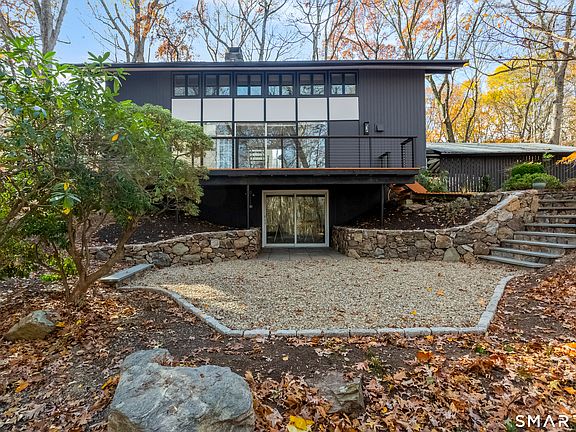 3rd image of 27 Hackberry Hill Road