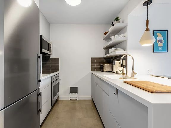 3rd image of 4-74 48th Ave Suite 9K