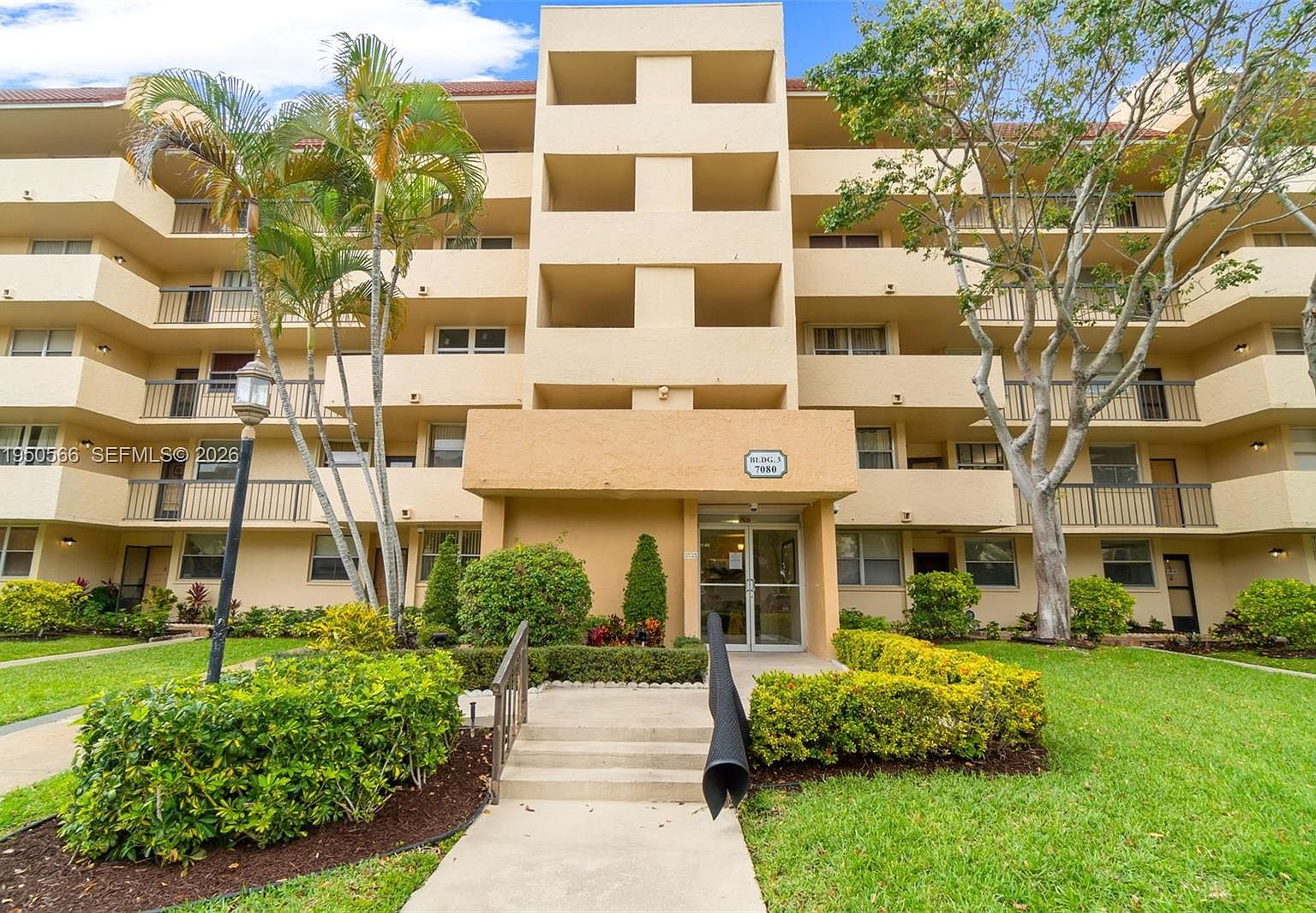 7080 Environ Blvd APT 226