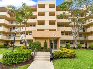 Environ, Lauderhill, FL 33319