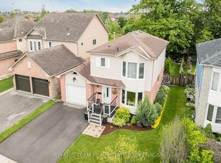 153 Cardinal St, Barrie, ON L4M6G2