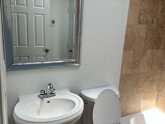 2nd image of 447 Lamont St NW