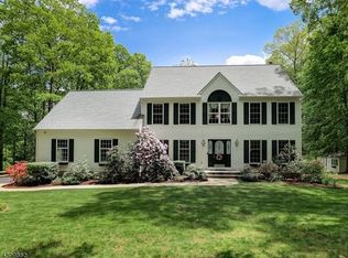 12 Squire Hill Rd, Long Valley, NJ 07853