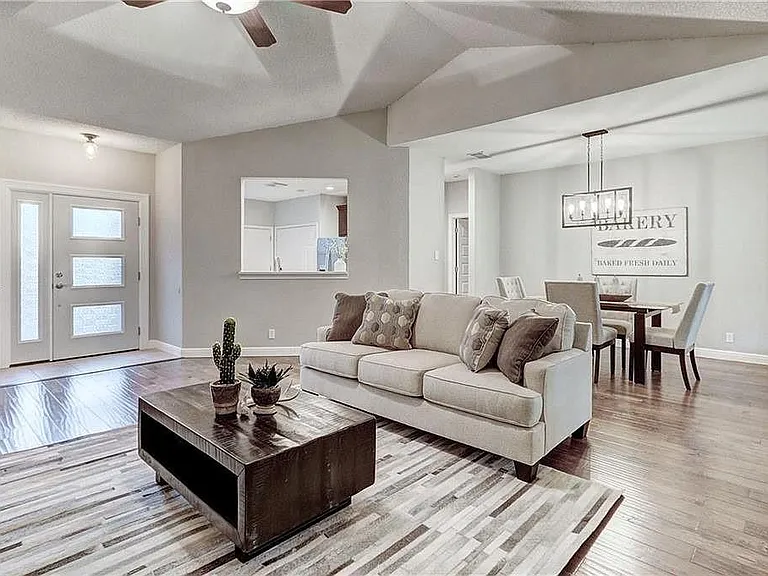 8914 Bridgewood Trl — Photo 18