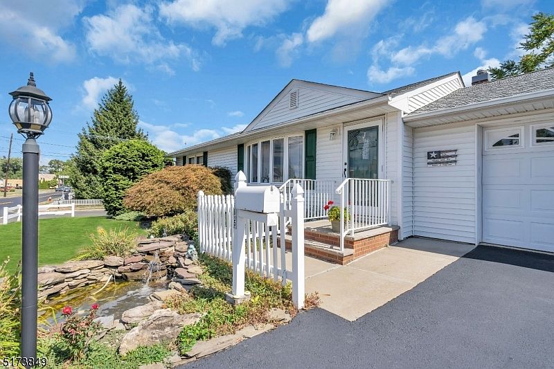 305 Brooks Blvd, Manville, NJ 08835 Zillow