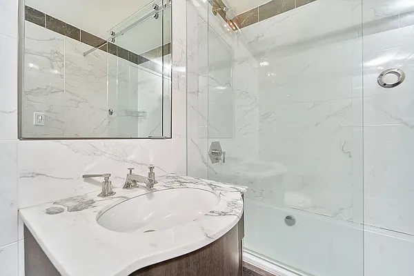 Rented by Living New York | media 41