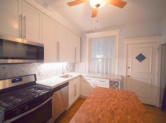 2nd image of 4552 N Claremont Ave #2
