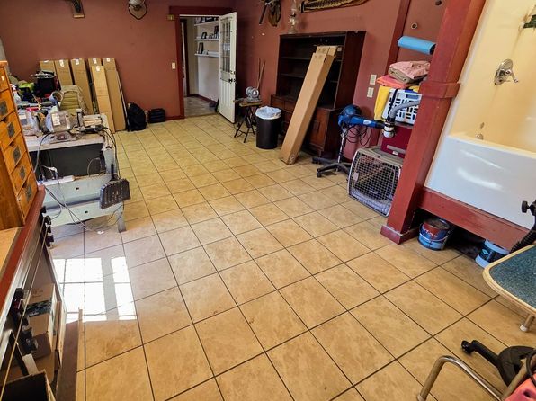 111 Pine St, Bryson City, NC 28713