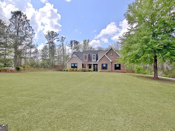 12 Smokey Ridge Ct, Newnan, GA 30263