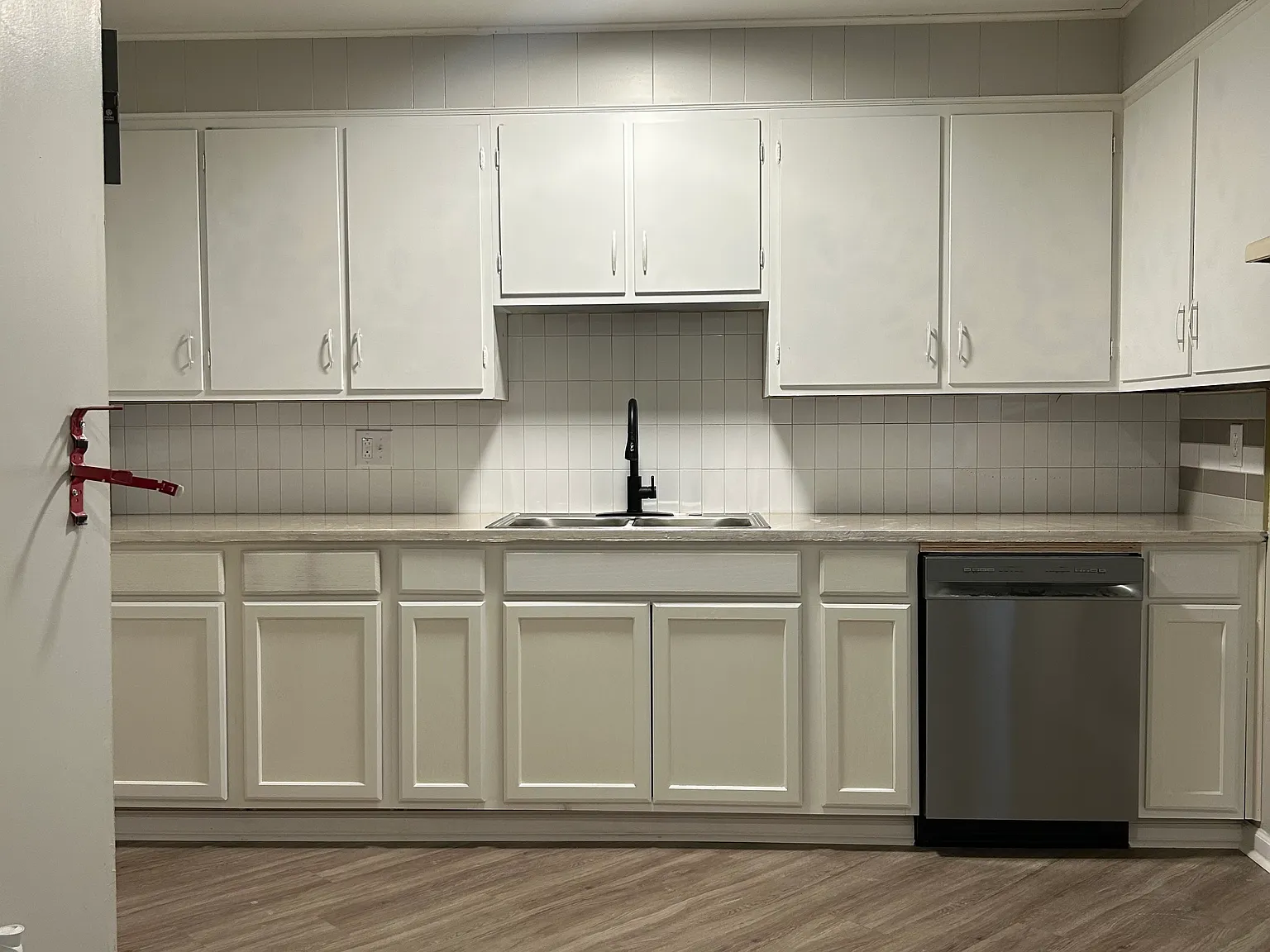 2 bed, 1.5 bath, 1000 sqft, $1,349 — Photo 3