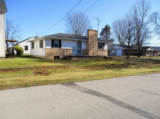 490 Oak St, Gasconade, MO 65061