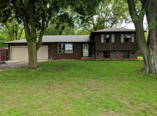 11619 9th St, Milan, IL 61264