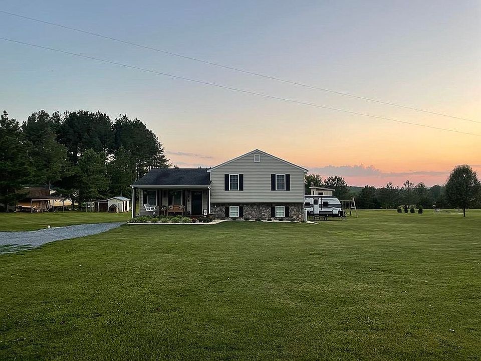 1st image of 1836 Angel Pl