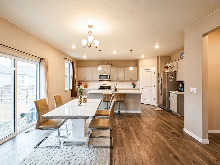 833 Vixen Dr — Photo 13