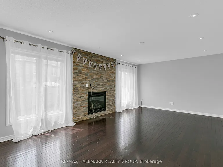 465 Paul Metivier Dr — Photo 10