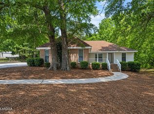 104 Lori Ct, Warner Robins, GA 31093