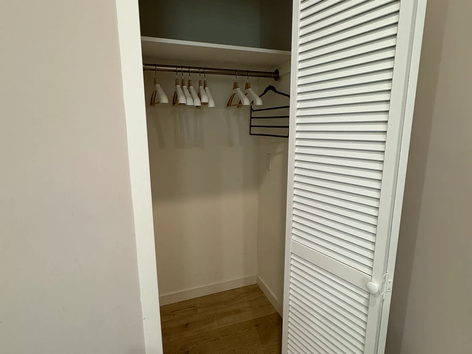 1 bed, 450 sqft, $2,300 — Photo 2