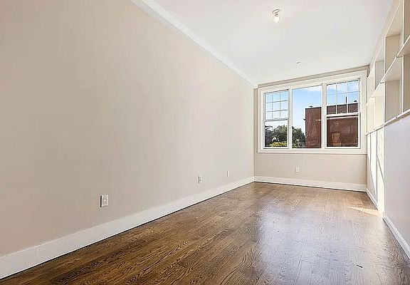 3rd image of 9 Lexington Ave #C