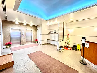 Rented by Addison Property Group