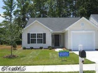 3002 Desmond Woods Dr, Greensboro, NC 27405