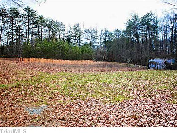 4th image of 5420 Lewey Ln