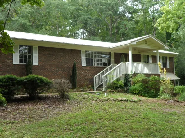 40 Champion Dr, Gadsden, AL 35904