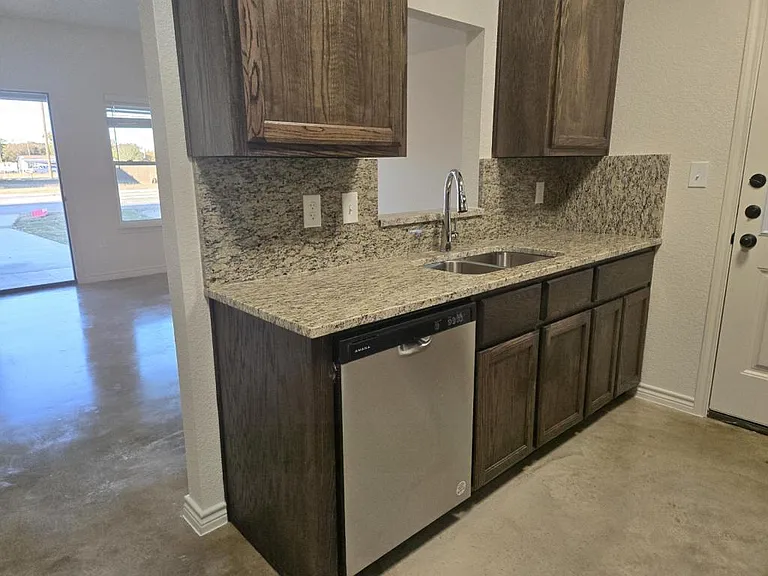 213 Stillhouse Rd — Photo 9