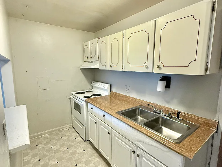 10510 Cinnamon Dr #C — Photo 3