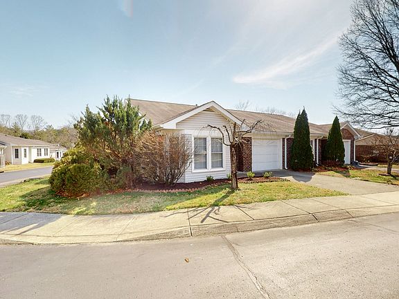 2nd image of 401 Bradford Grn