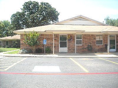 2nd image of 213 N Val Verde Cir #1