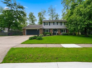 5828 Spring Oak Ct, Fort Wayne, IN 46845